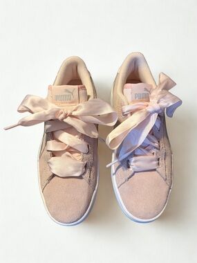 Puma Girl 's Blush Pink Suede Ribbon Lace Sneakers